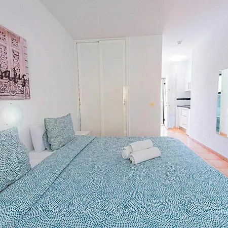 Cristianos Castle Harbour 451 Los Cristianos (Tenerife)